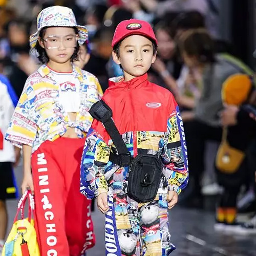 启动“热爱”势能 走进 minichoc 2020春夏大秀