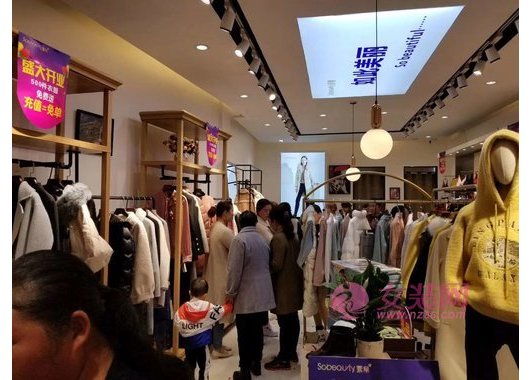 一个月入过万的服装导购是怎么做到的?(图2) 一个月入过万的服装导购是怎么做到的?(图2)