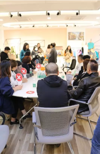 艾米艾门|2020年秋冬&羽绒新品品鉴会圆满结束! 艾米艾门|2020年秋冬&羽绒新品品鉴会圆满结束!