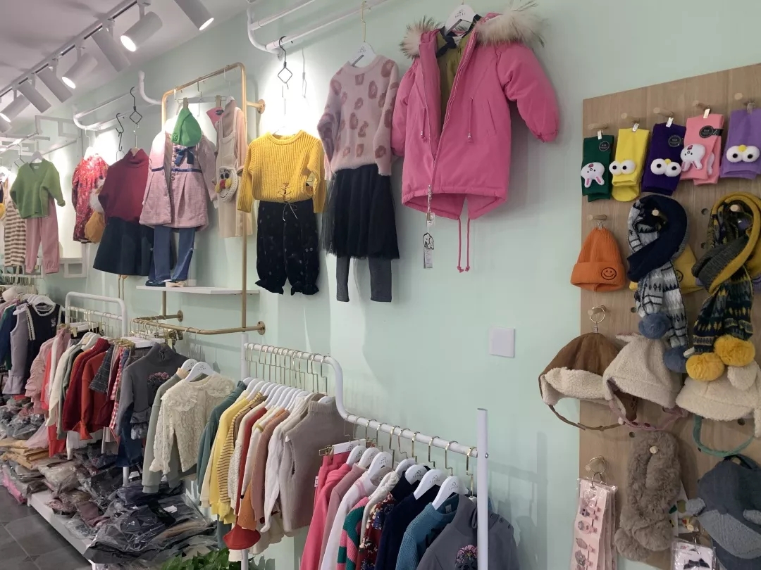 elephant.Y童装第435家加盟店开业