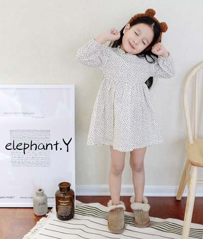 你家门口的宝贝衣橱，来自elephant.Y