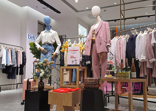 五一临近，服装店如何用微信开发新客户让业绩翻番？(图2)