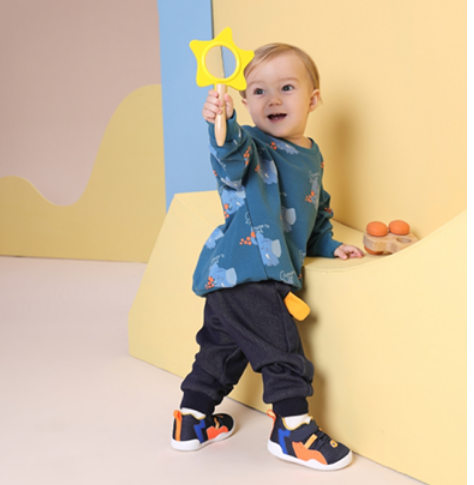 学步鞋多大开始穿 江博士这些学步鞋知识你该知道 学步鞋多大开始穿 江博士这些学步鞋知识你该知道