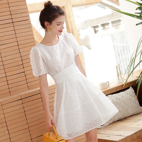 戈蔓婷时尚精品女装 从创业开始为梦想而战！