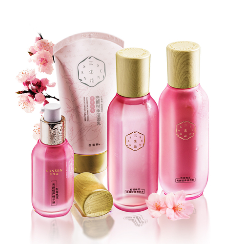 极力呵护女性靓丽容颜 精妆联华美妆超市更懂女人心