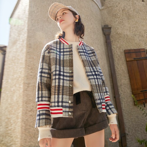 1602827955_557063751.jpg 戈蔓婷<a href='https://m.efpp.com.cn/brand/nvzhuang/' target='_blank_'>女装品牌</a>2020秋冬新品 (76).jpg