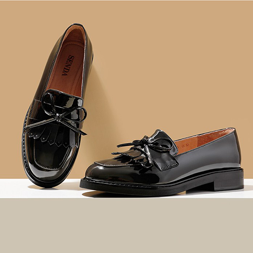 森达2021春季新品专柜同款简约马衔扣舒适女士乐福鞋