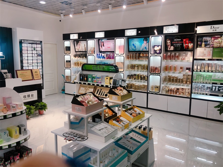 坚守品质基础打造服务标杆 精妆联华化妆品重塑美丽事业