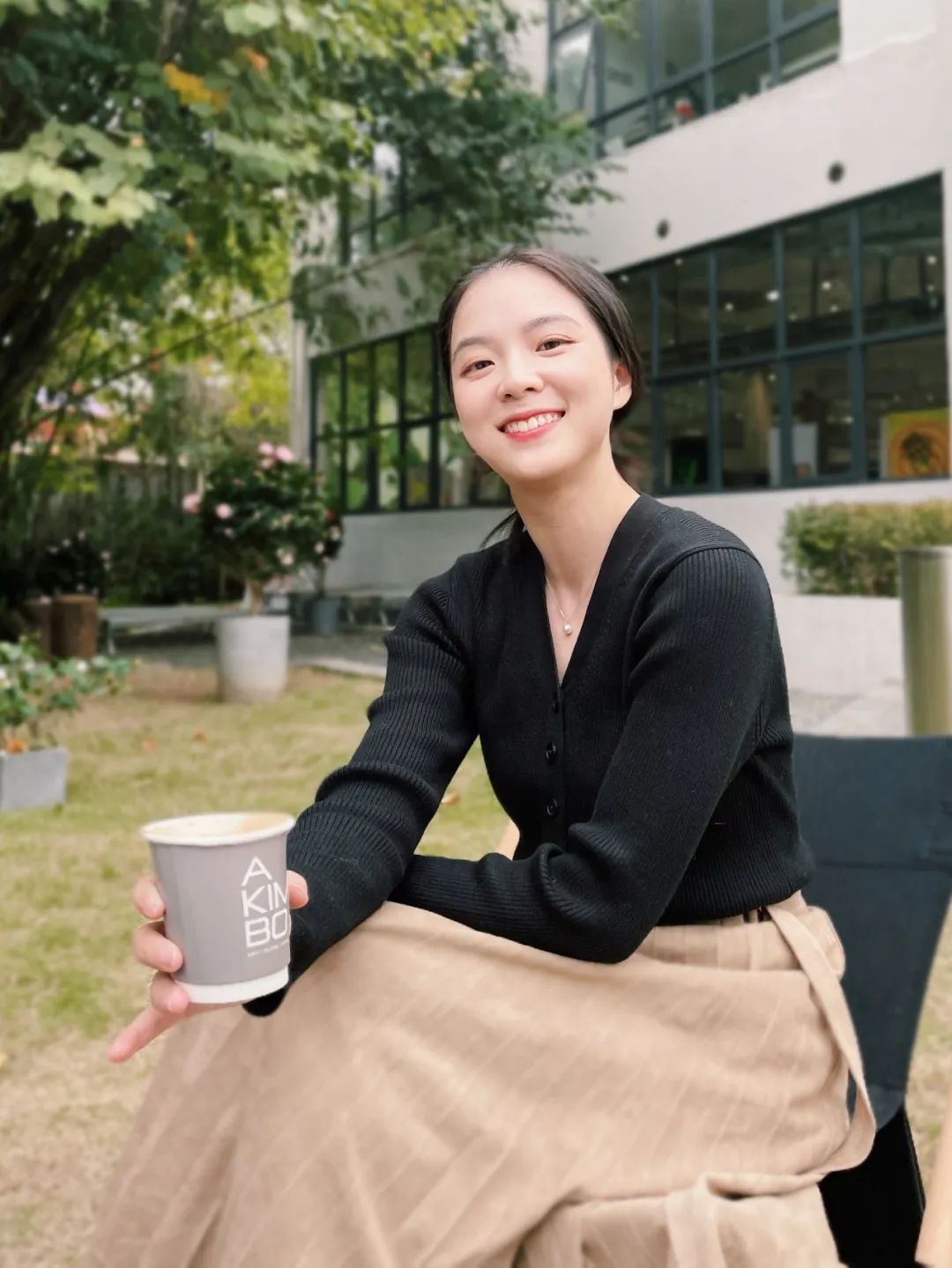 一件针织衫穿出百变风格，开春衣橱必备！