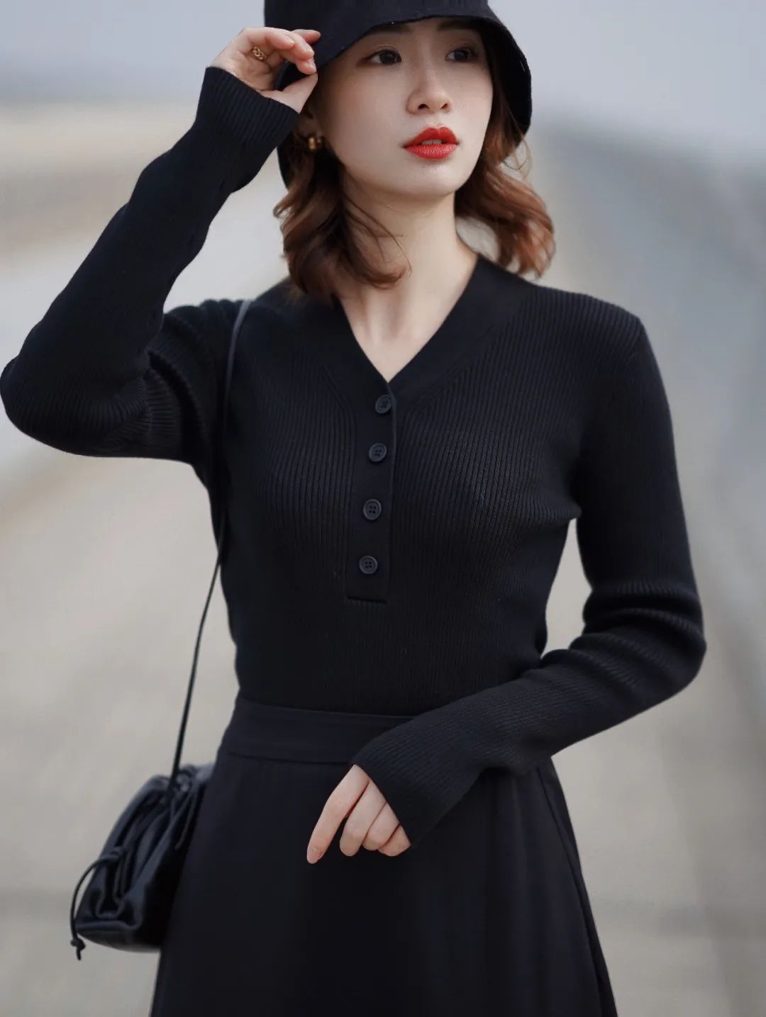 一件针织衫穿出百变风格，开春衣橱必备！