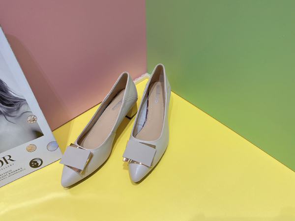 丹比奴鞋包品牌 值得大家加盟