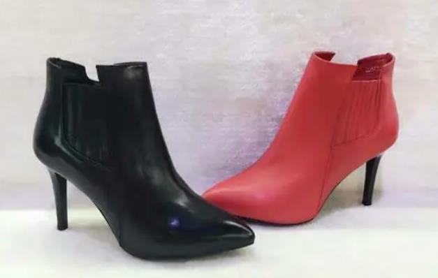 百萱妮雅女鞋加盟投资场地要求？