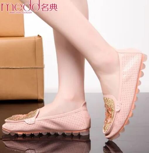 哪家女鞋品牌口碑好