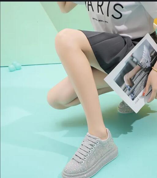 哈哈人女鞋品牌时尚女鞋加盟成就财富明天