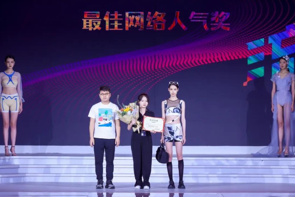 1660536881_599314326.jpg 360截图20220815120644560.jpg