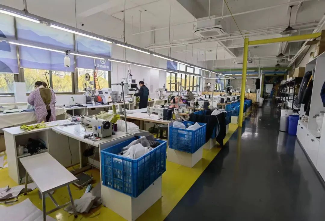 不愿接班的“厂二代”，吃下冬天红利，销售额暴涨400%