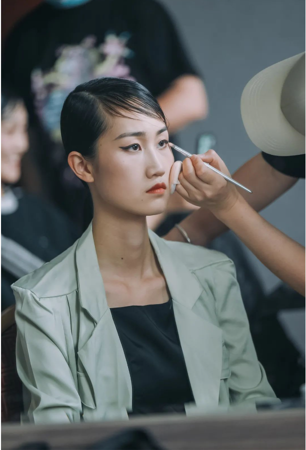 1684291400_909011907.png image.png