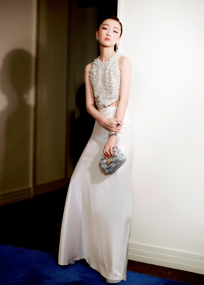 1700842357_431249350.jpg 3.jpg