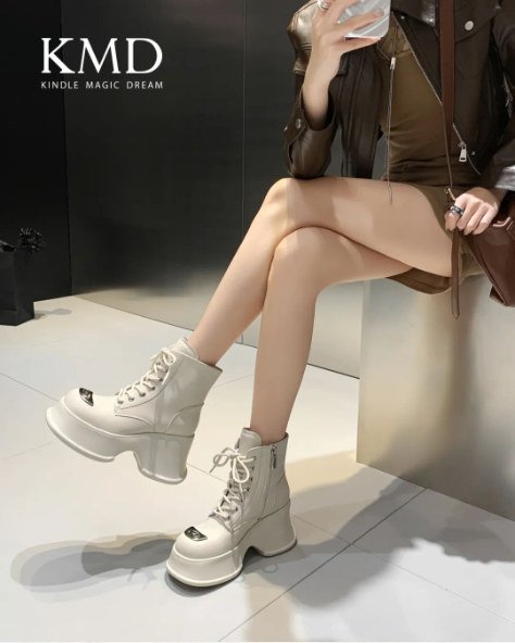 KMD轻奢女鞋：潮酷女孩  自成焦点