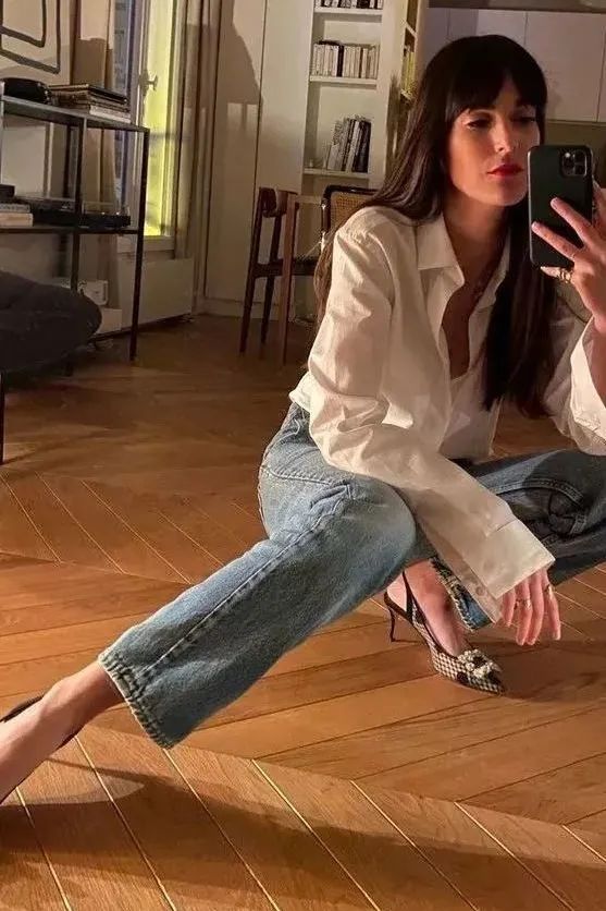 早春时尚女人超爱的3条裤子，遮肉显瘦，简约又百搭~