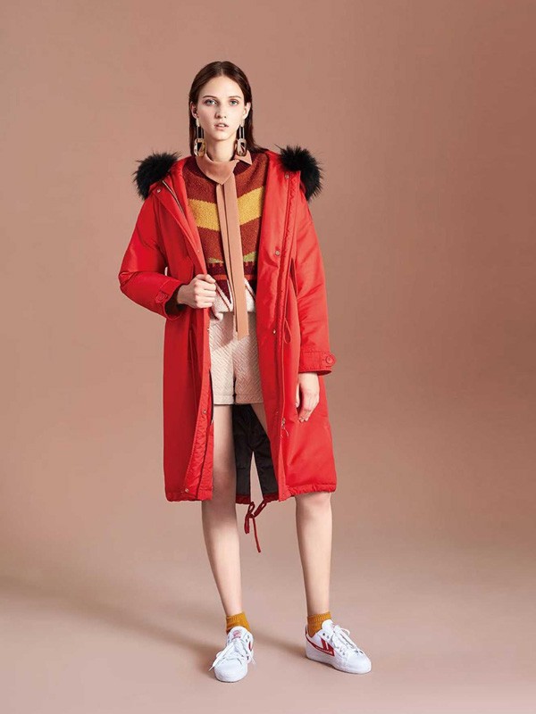 村上春女装秋冬展示