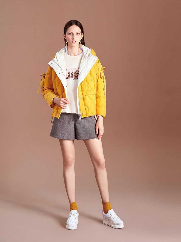 村上春女装2018秋冬新品