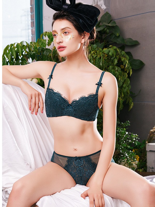 伊丝艾拉春夏款式