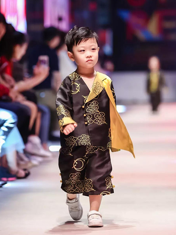 笙生童装春夏高定童装趋势发布亮相中国国际儿童时尚周1