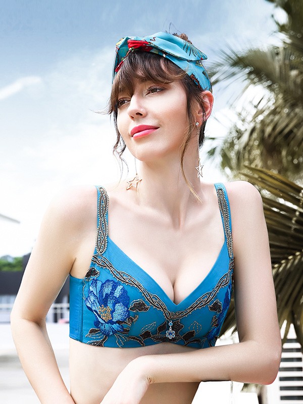 依之妮内衣春夏展示