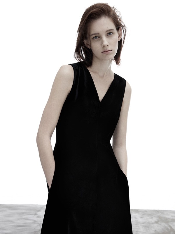 卡利亚里2018春夏款时尚女装