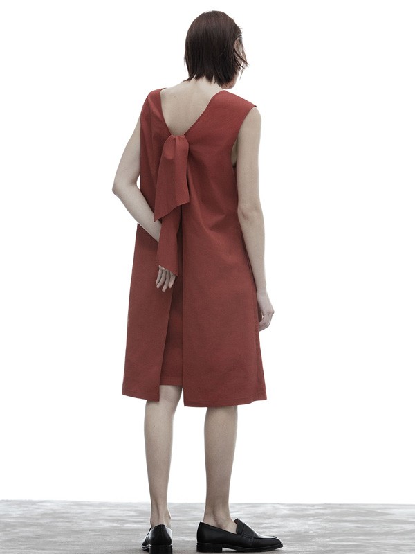 卡利亚里2018春夏款女装新款