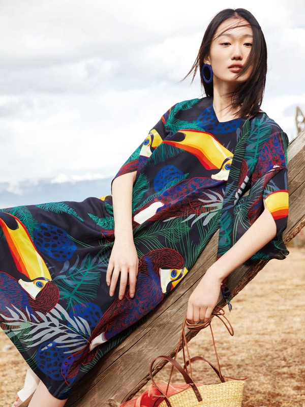 念奴娇2018春夏款时尚女装