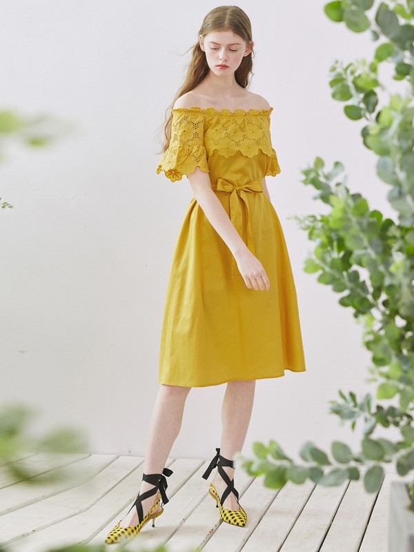 歌莉娅2018春夏款气质女装