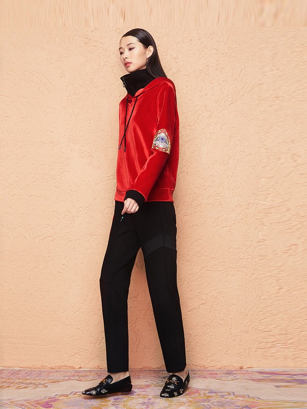 云思木想2018秋冬款时尚女装