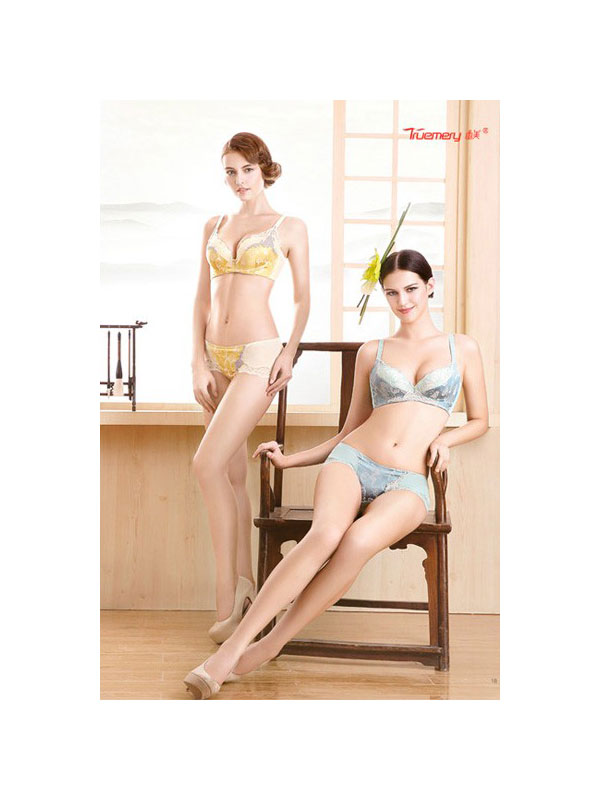 曲美内衣春夏新品