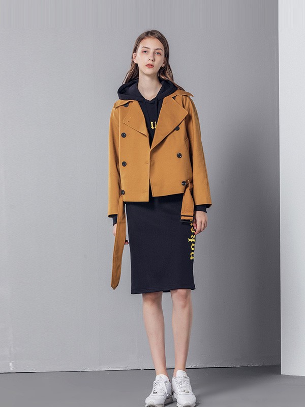 纳俪2018秋冬款时尚女装