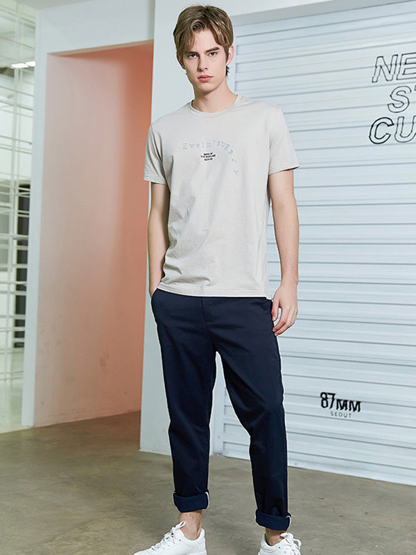 拓路者男装新品展示