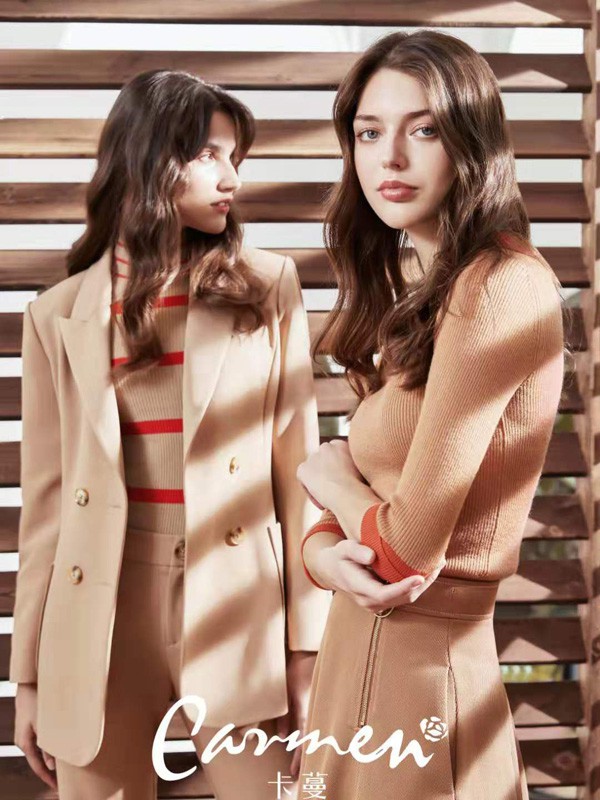 卡蔓女装2019秋冬装新品穿搭推荐