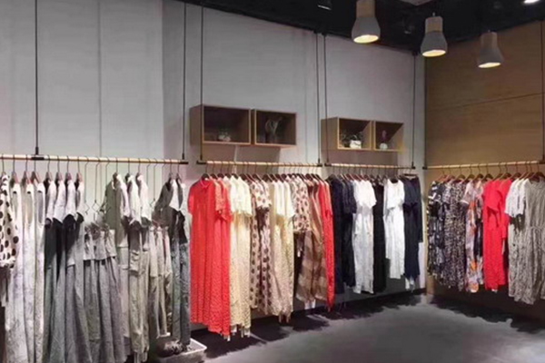 读衣拾年夏季新品连衣裙