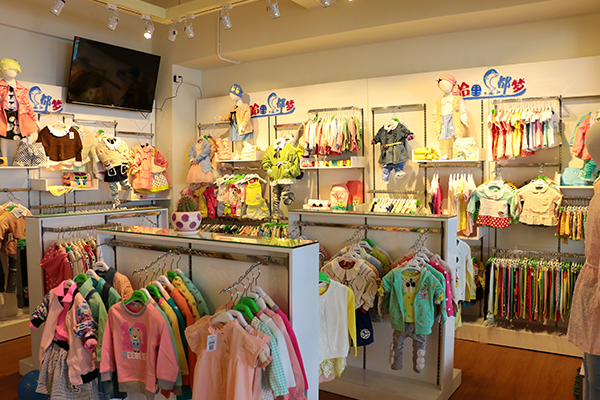 哈里都梦店铺实景图