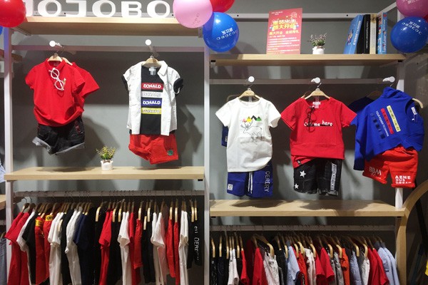 啾比乐店面实景图