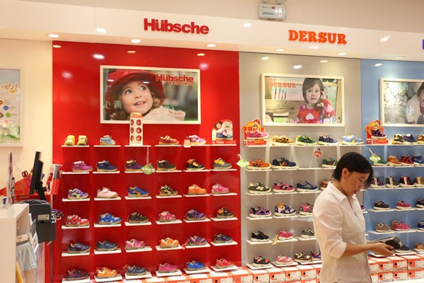 基诺浦店铺陈列实景图