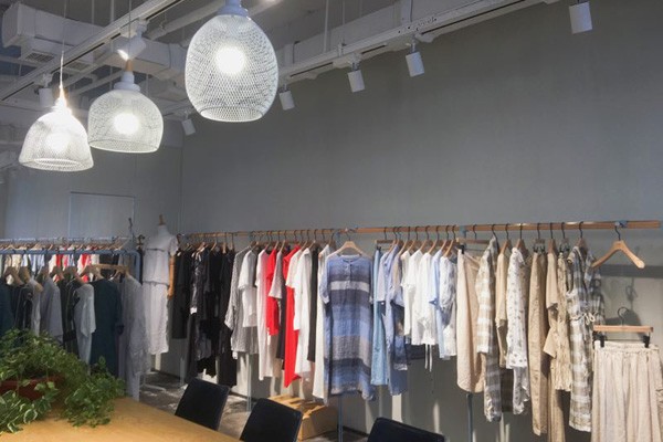 芙纯店铺实景图