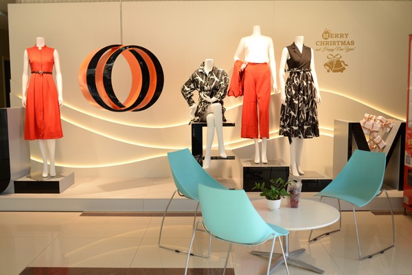 卓影店铺陈列图