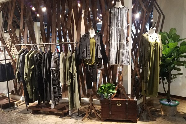 日播店铺实景图