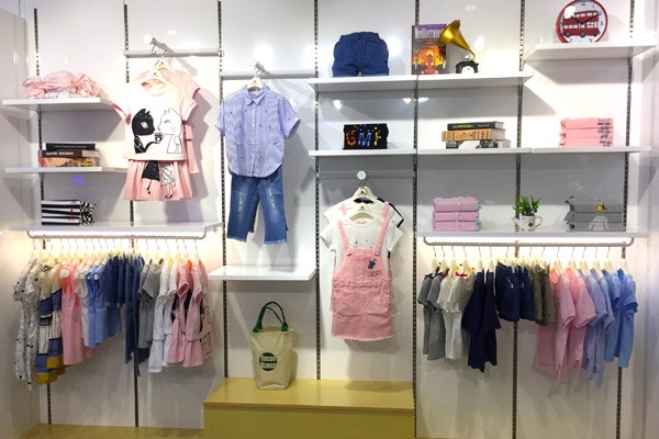 捷米梵店面实景图