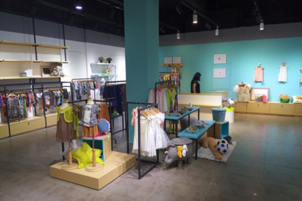 丛林的鱼店铺实景图