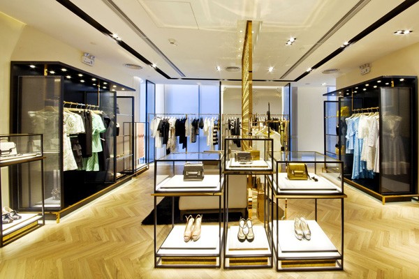 卡邦尼女装店面形象图