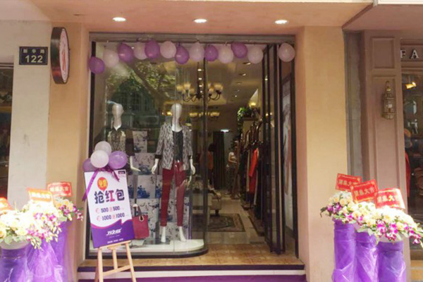 万之冠店面实景图