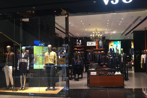 威杰思男装店面效果图